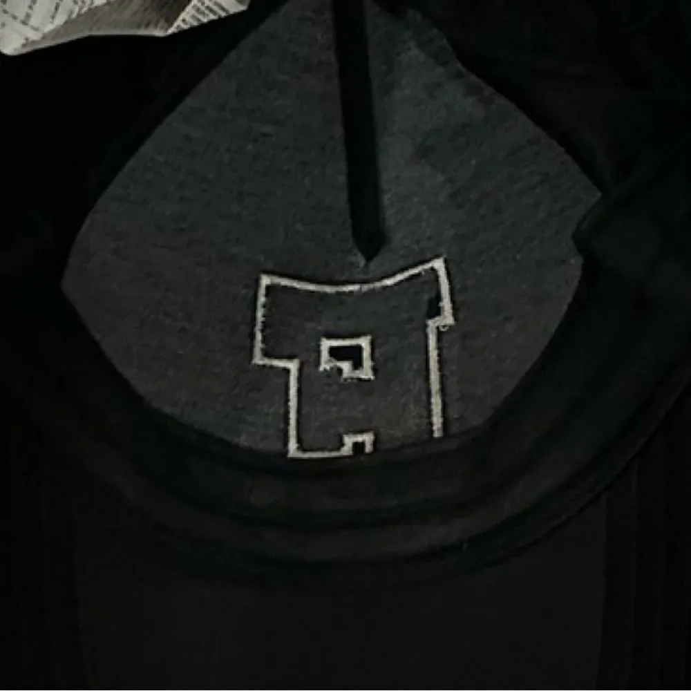 Fenty Puma x Rihanna Monday Satin Cap Black Size OS